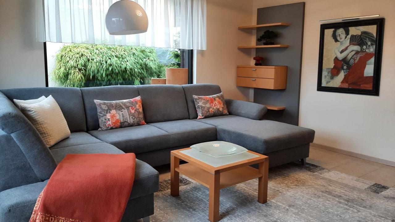 Ferienwohnung Mit Japangarten Karlstadt Bagian luar foto