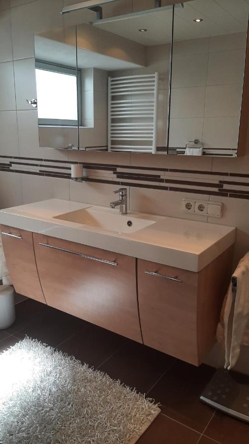 Ferienwohnung Mit Japangarten Karlstadt Bagian luar foto