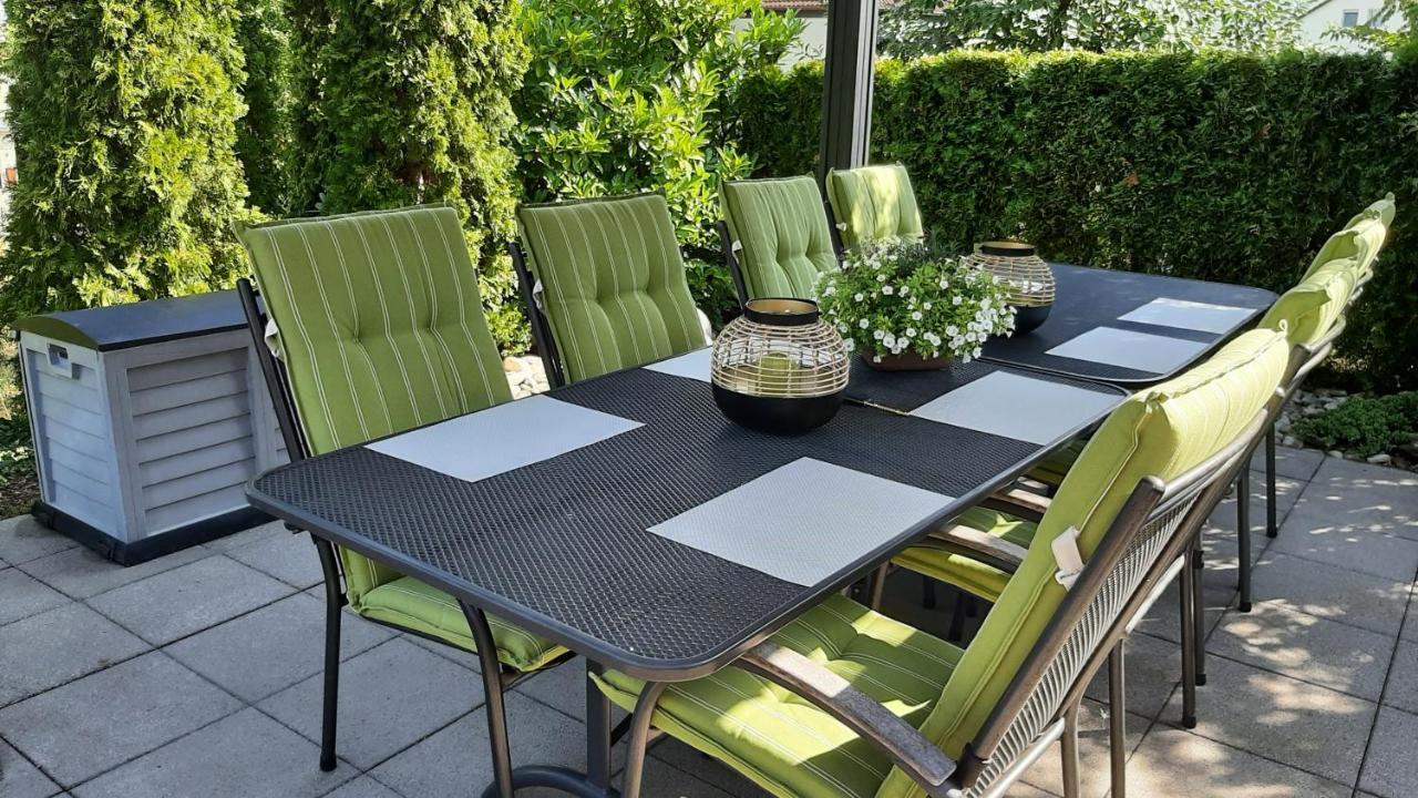 Ferienwohnung Mit Japangarten Karlstadt Bagian luar foto