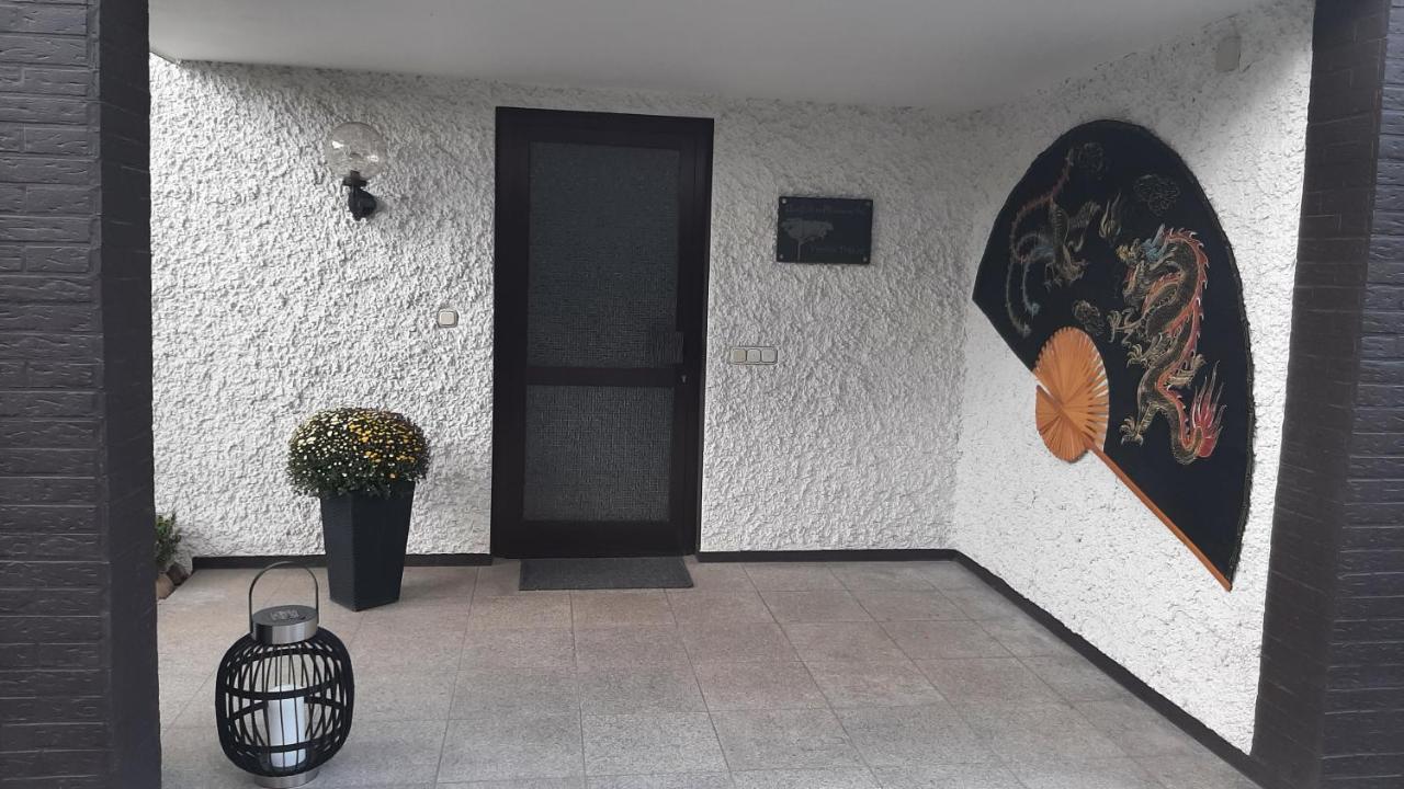 Ferienwohnung Mit Japangarten Karlstadt Bagian luar foto
